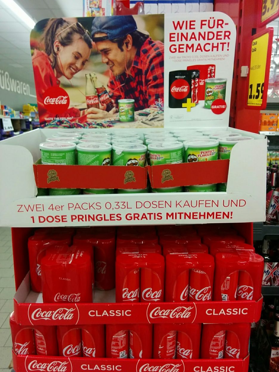 Coca Cola plus Pringles