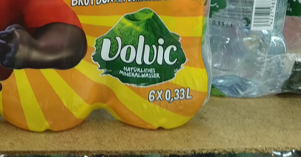 Volvic Volvic