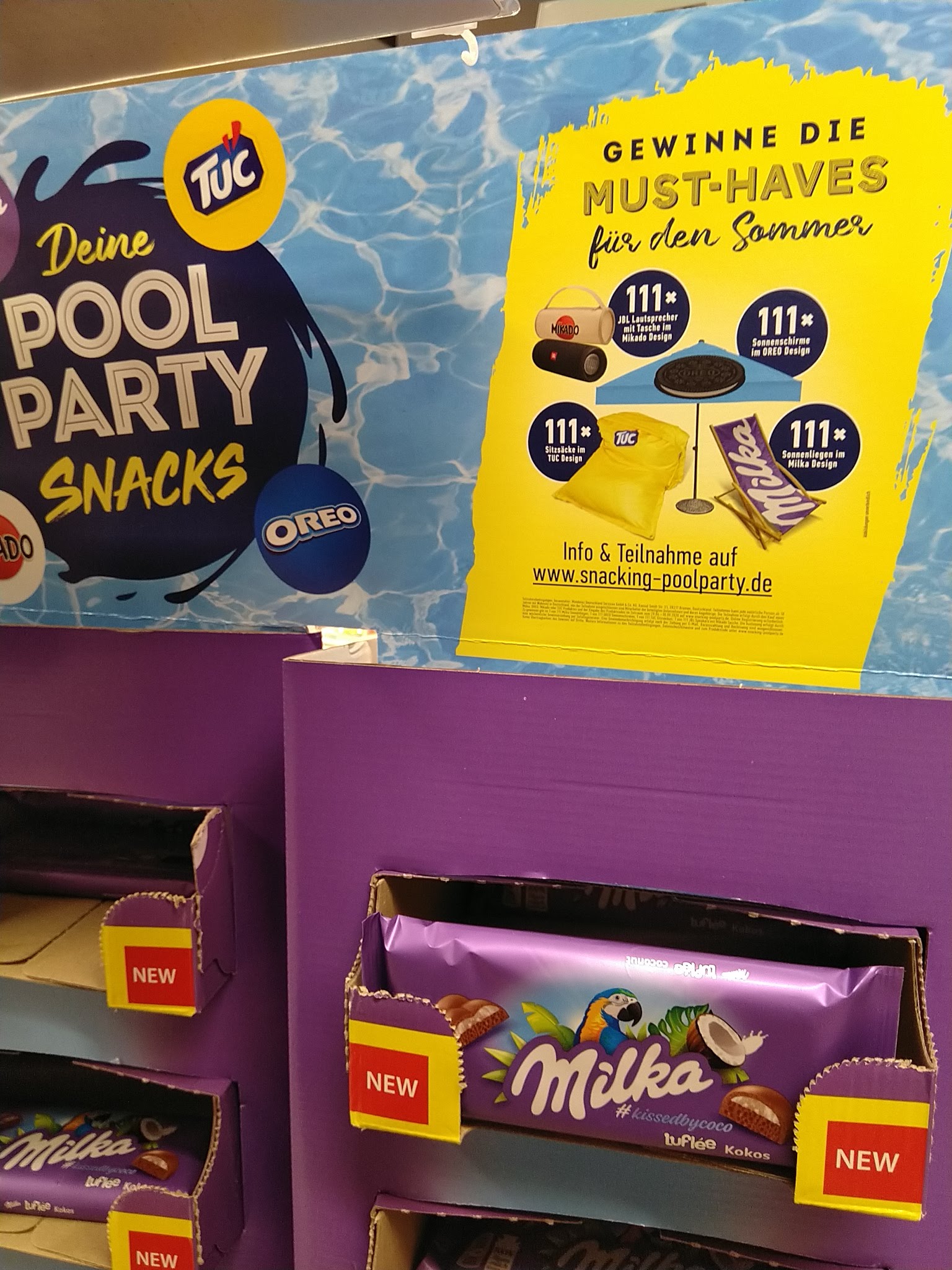 Milka, Oreo, Mikado, Tuc - Pool-Party-Snacks