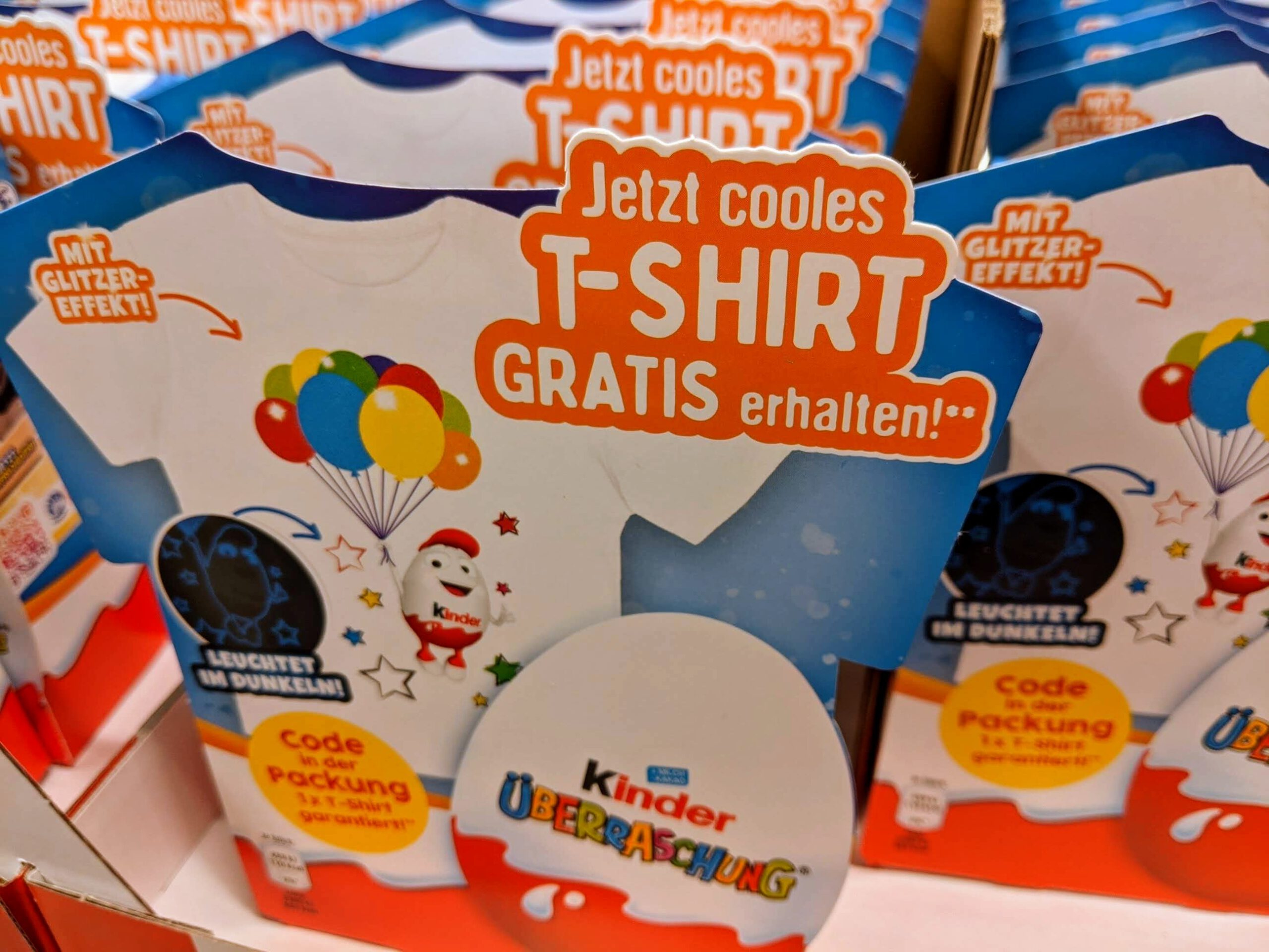 Kinder Überraschung: Code eingeben und T-Shirt gratis erhalten