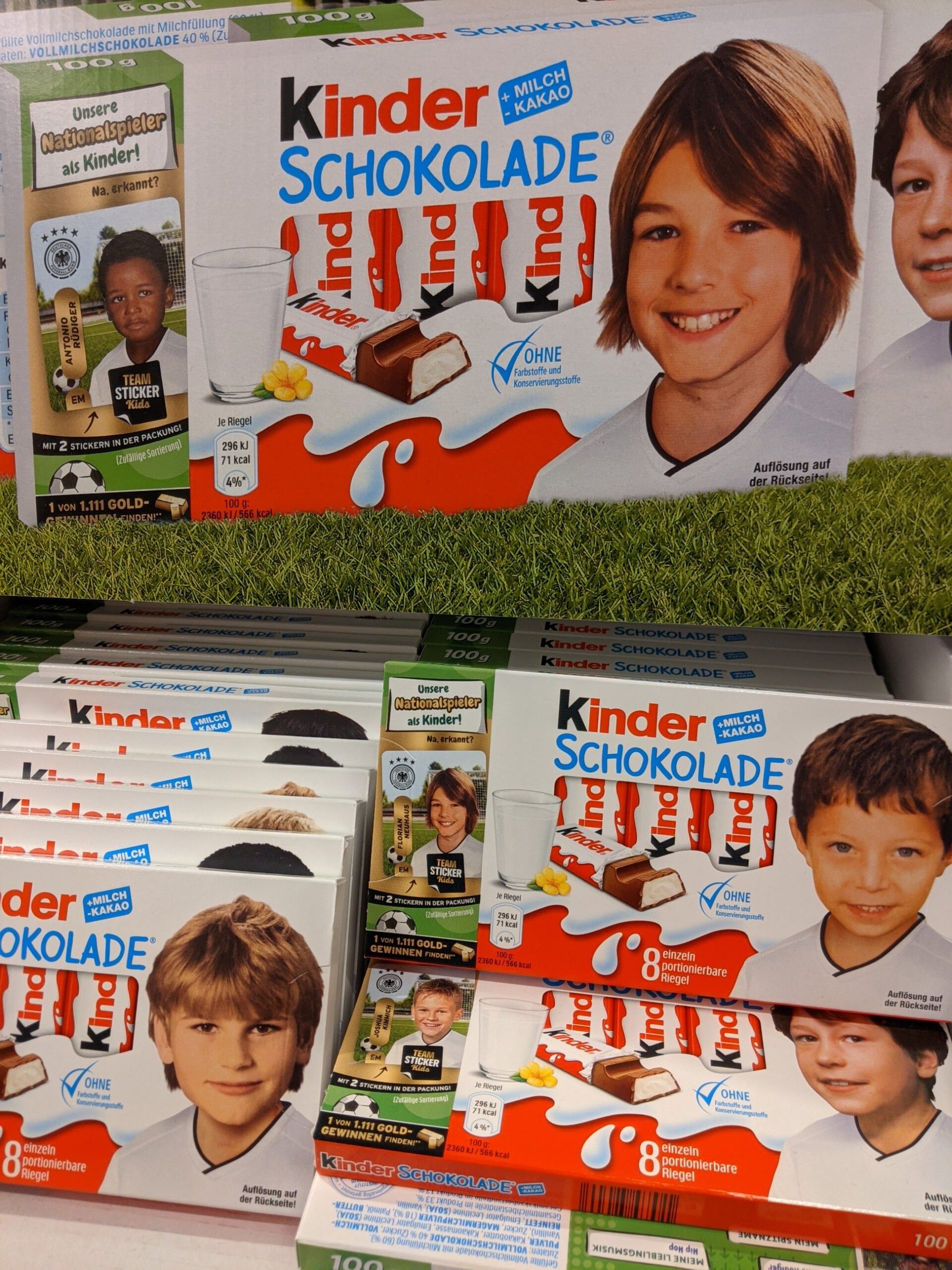 Kinder Schokolade: DFB Nationalspieler als Kinder Edition