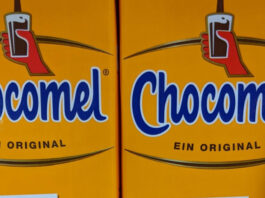 Chocomel: Erst umdrehen, dann durchwählen - Kassenbon hochladen, Chocomel-Fanartikel gewinnen