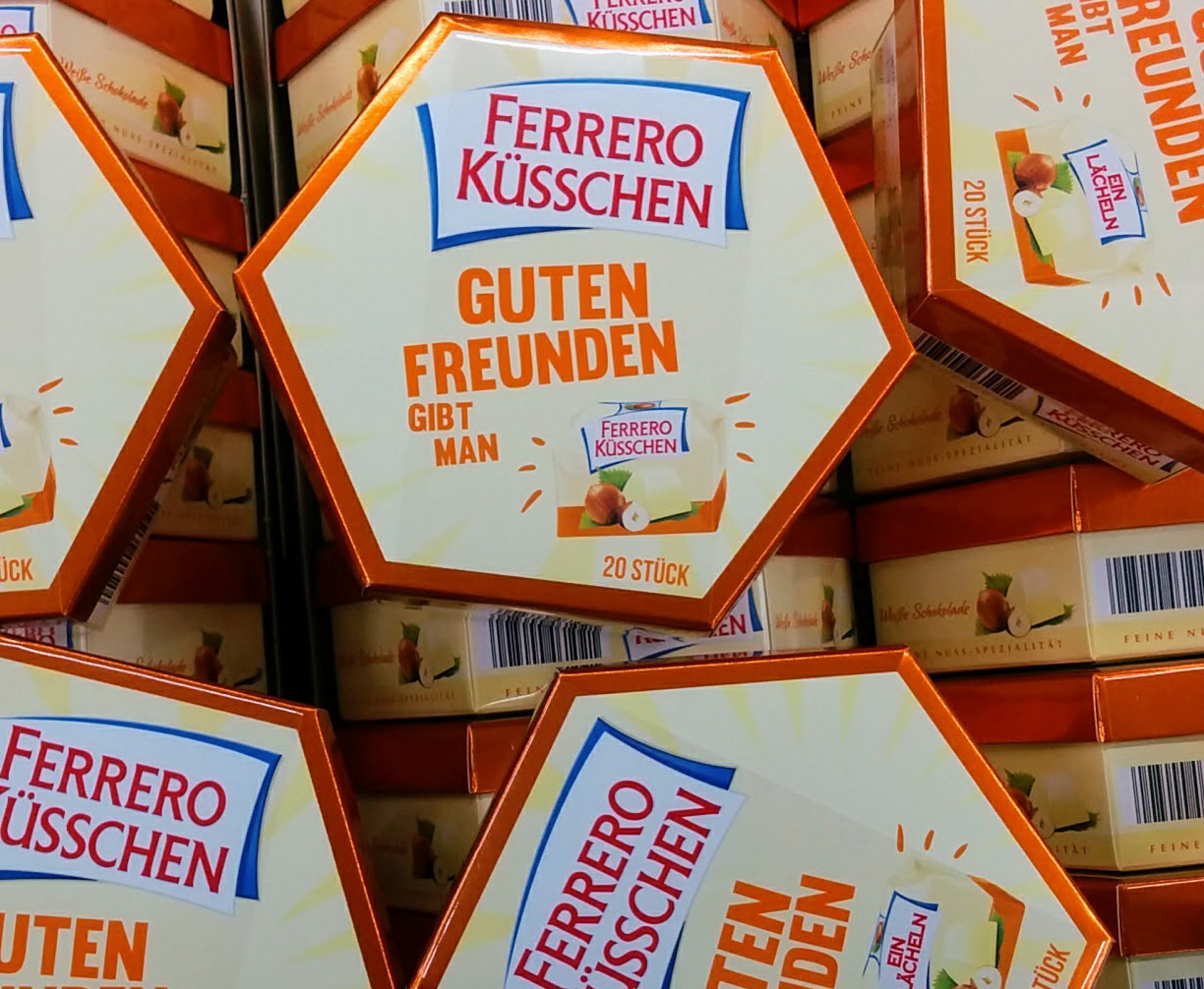 Rewe Adventswichteln mit Ferrero: Socken von Ferrero Küsschen, Milchschnitte und Nutella gewinnen