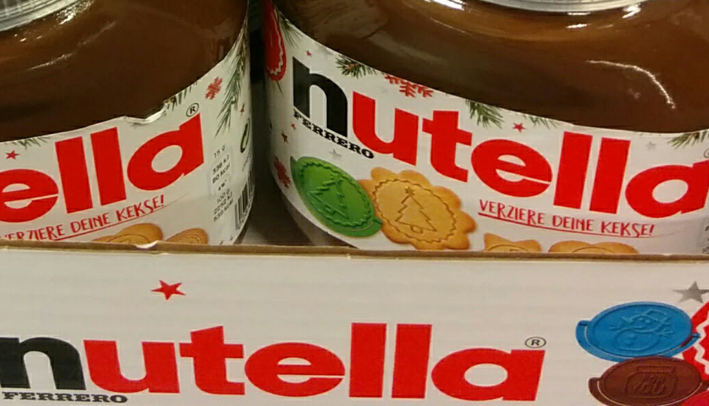 Mit Nutella & Kinder eine Tasse gratis erhalten.