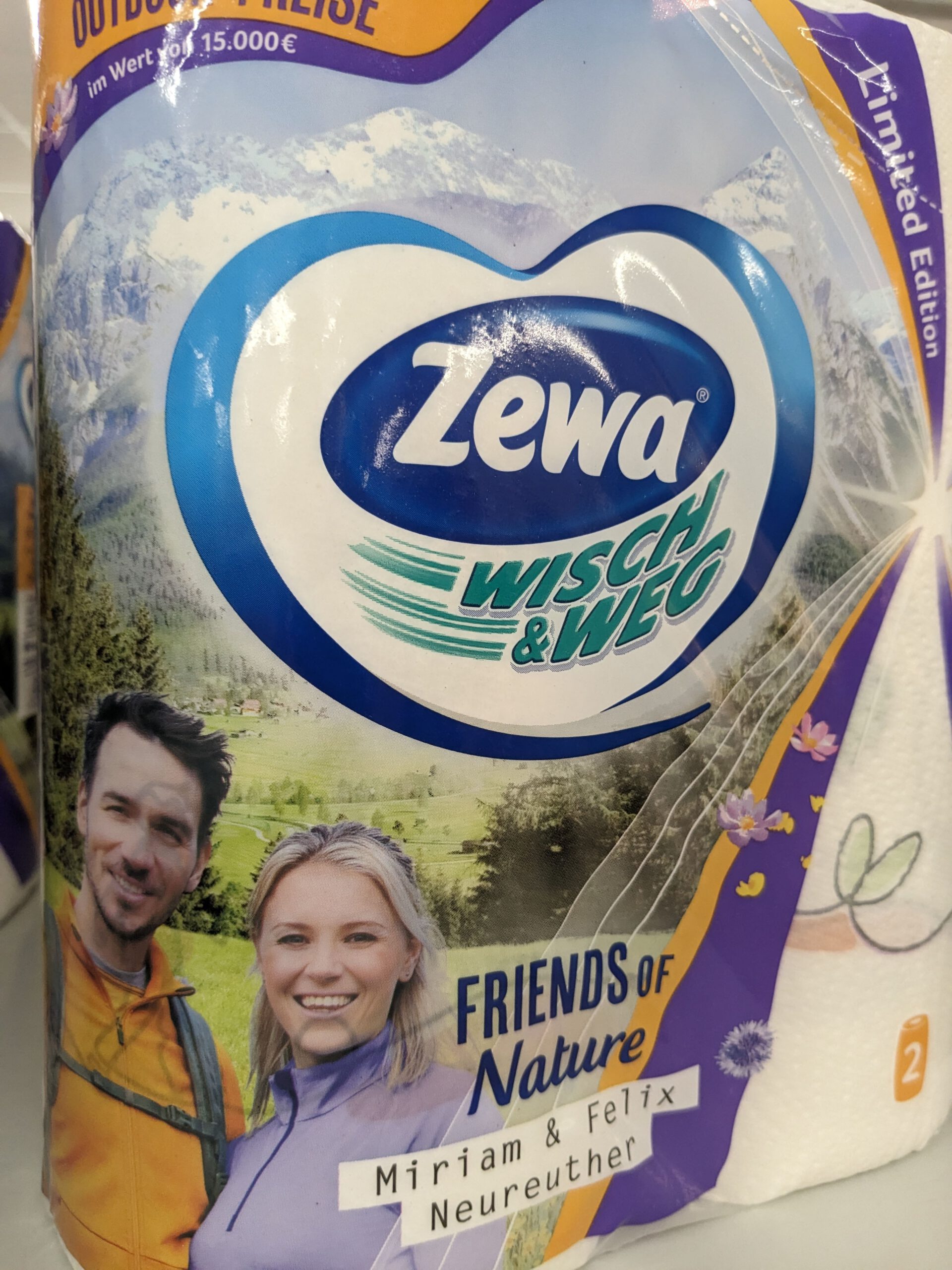 Welche Preise gibt es beim Gewinnspiel von Tchibo? 3x »Esperto mini« Kaffeevollautomat 5x Lapressa Siebträgermaschine 10x Let’s Brew Elegant Filterkaffeemaschine Wie kann ich gewinnen? Tchibo Aromatico Kaffee kaufen. Kassenbon hochladen, Teilnahmeprotokoll auf der Tchibo-Website ausfüllen. Für den Tchibo Newsletter anmelden. Das Los entscheidet. Muss ich etwas kaufen, um gewinnen zu können? Ja Aktionspackung notwendig? Ja Aktionscode notwendig? Nein Kassenbon notwendig? Ja Kann ich mehrfach teilnehmen? Ja Aktionsende: 08.03.2026 Zewa Travelcirus: Reisespaß gewinnen